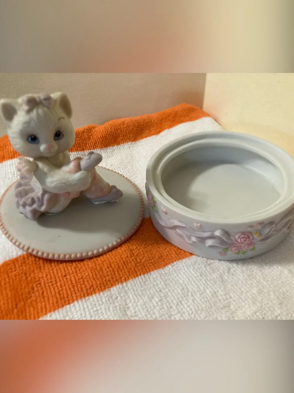 White and Pink Ceramic Cat Trinket Box 3.25”